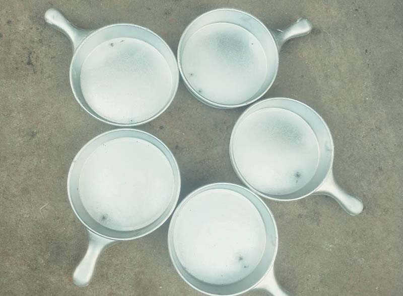 青岛铝制小奶锅平底锅